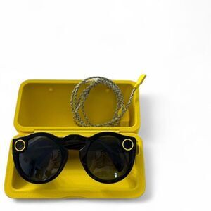 Snap Black Spectacles with Bright Yellow Case
